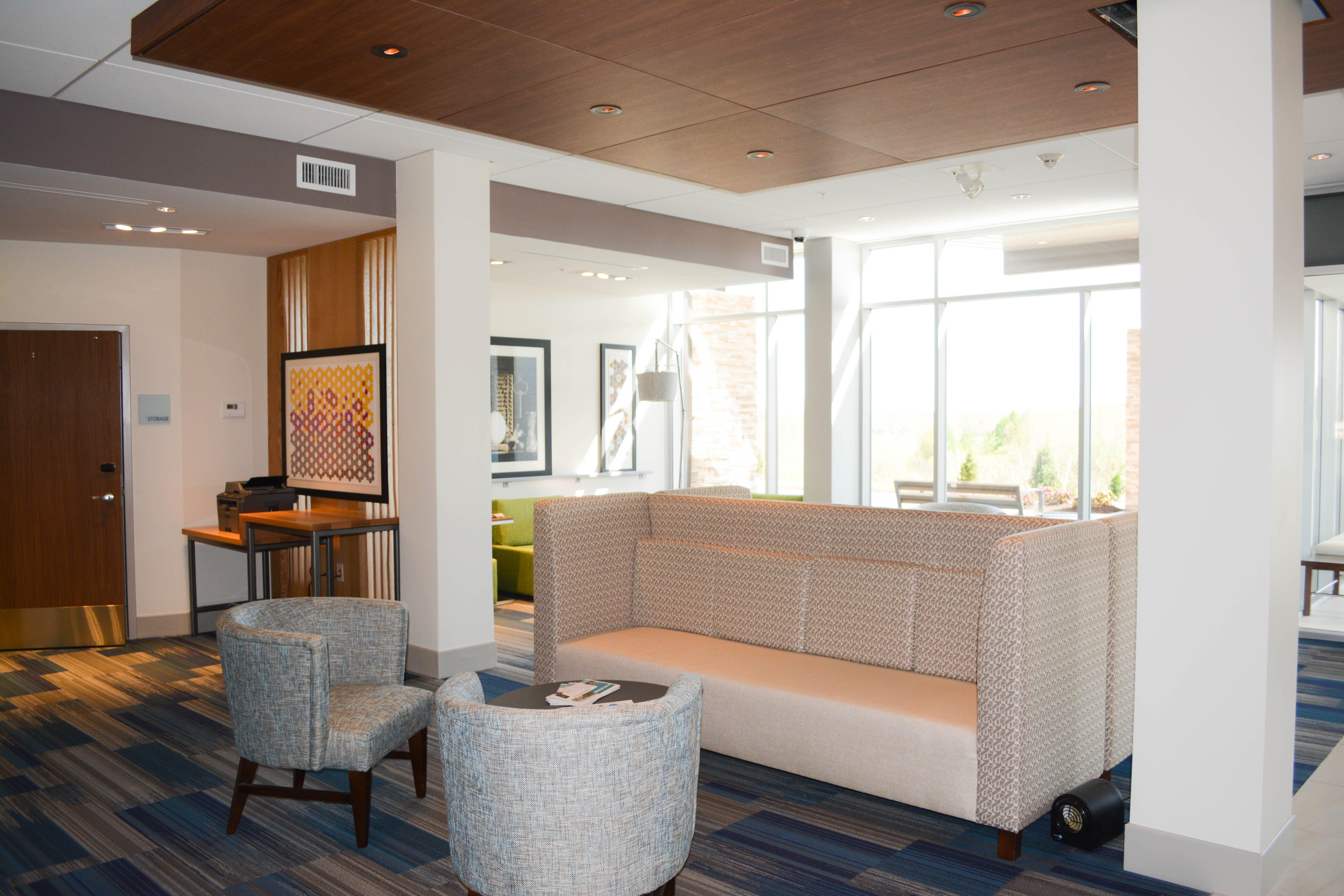Holiday Inn Express & Suites Oswego By Ihg מראה חיצוני תמונה