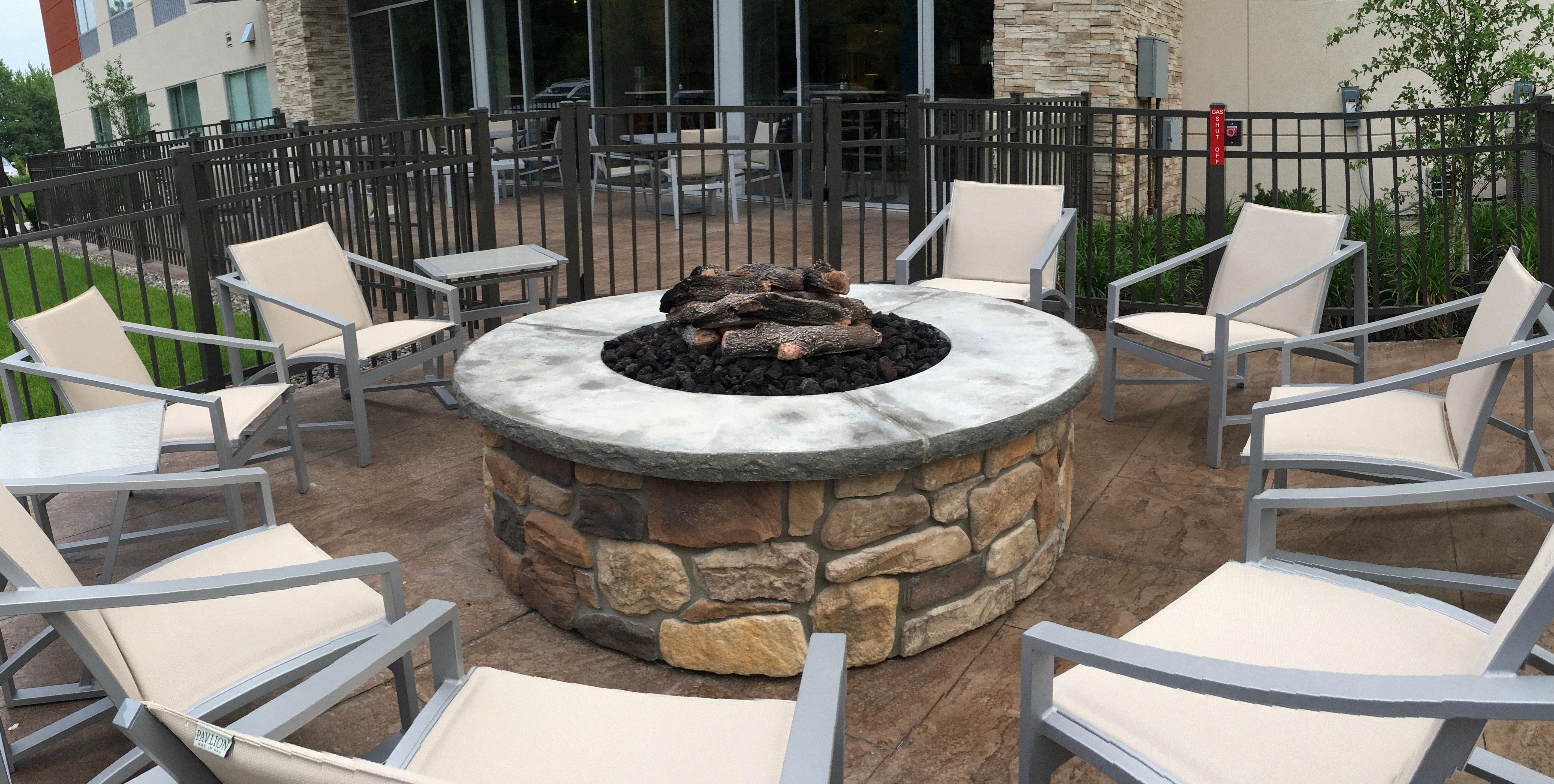 Holiday Inn Express & Suites Oswego By Ihg מראה חיצוני תמונה