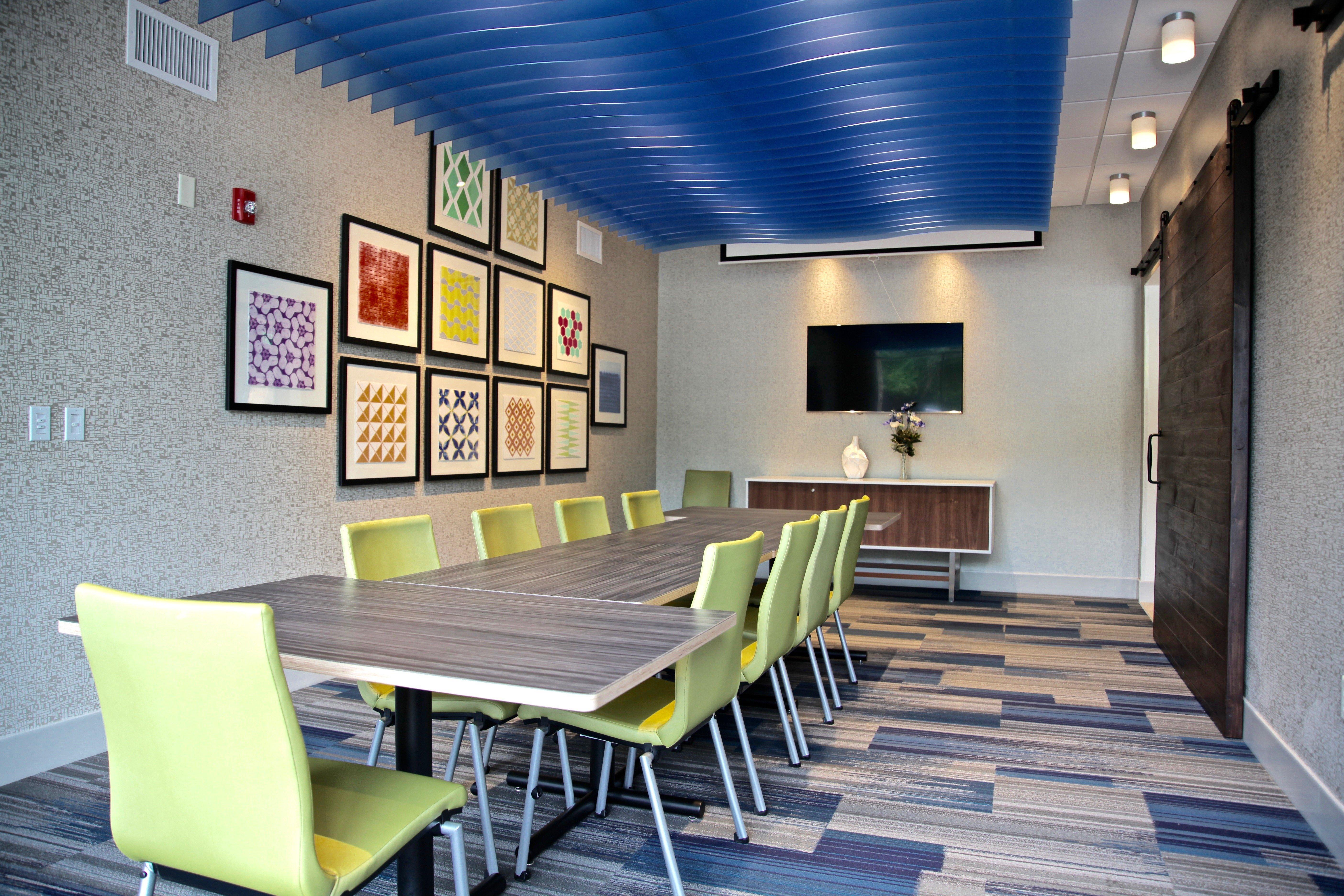 Holiday Inn Express & Suites Oswego By Ihg מראה חיצוני תמונה